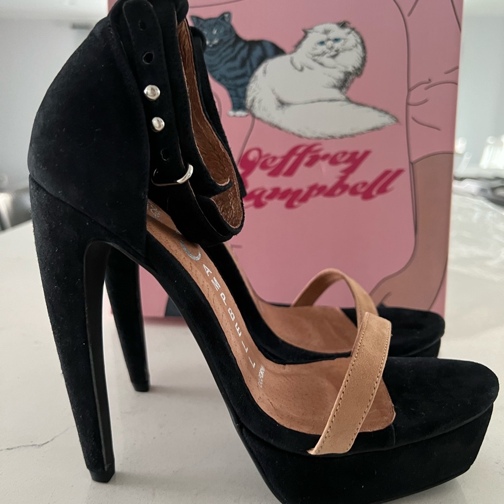 Jeffrey Campbell Day-2 black suede high heels size 7.5
